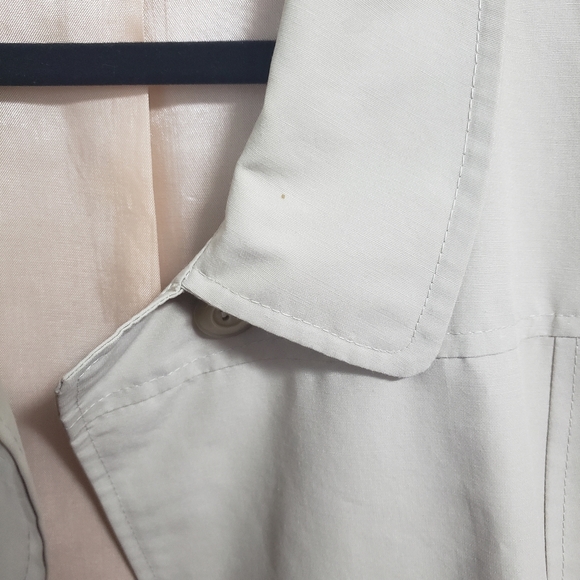 VINTAGE D'ALLAIRDS Belted Trench Coat - Picture 15 of 15